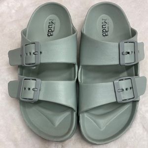 Mudd Slides Size 5/6